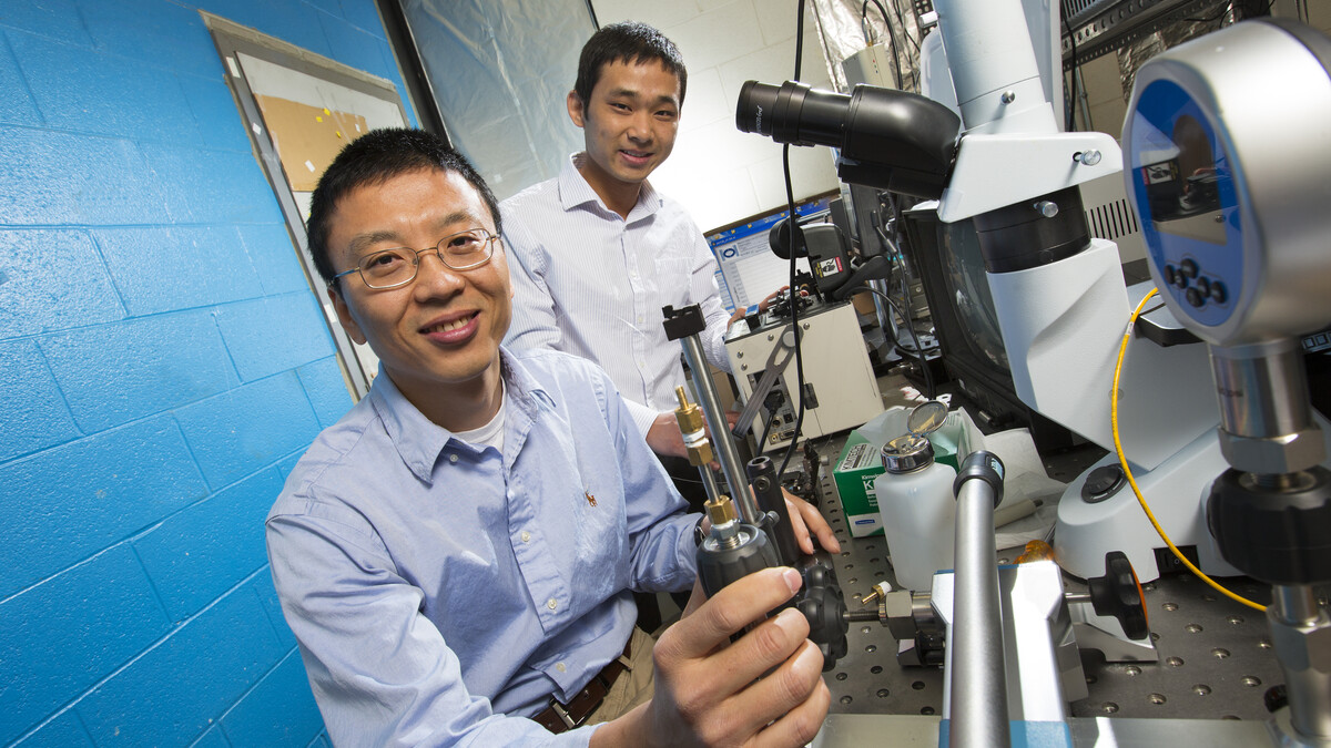 Ming Han (left) and Guigen Liu.