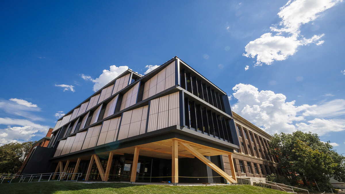 The exterior of the UNL College of Architecture.