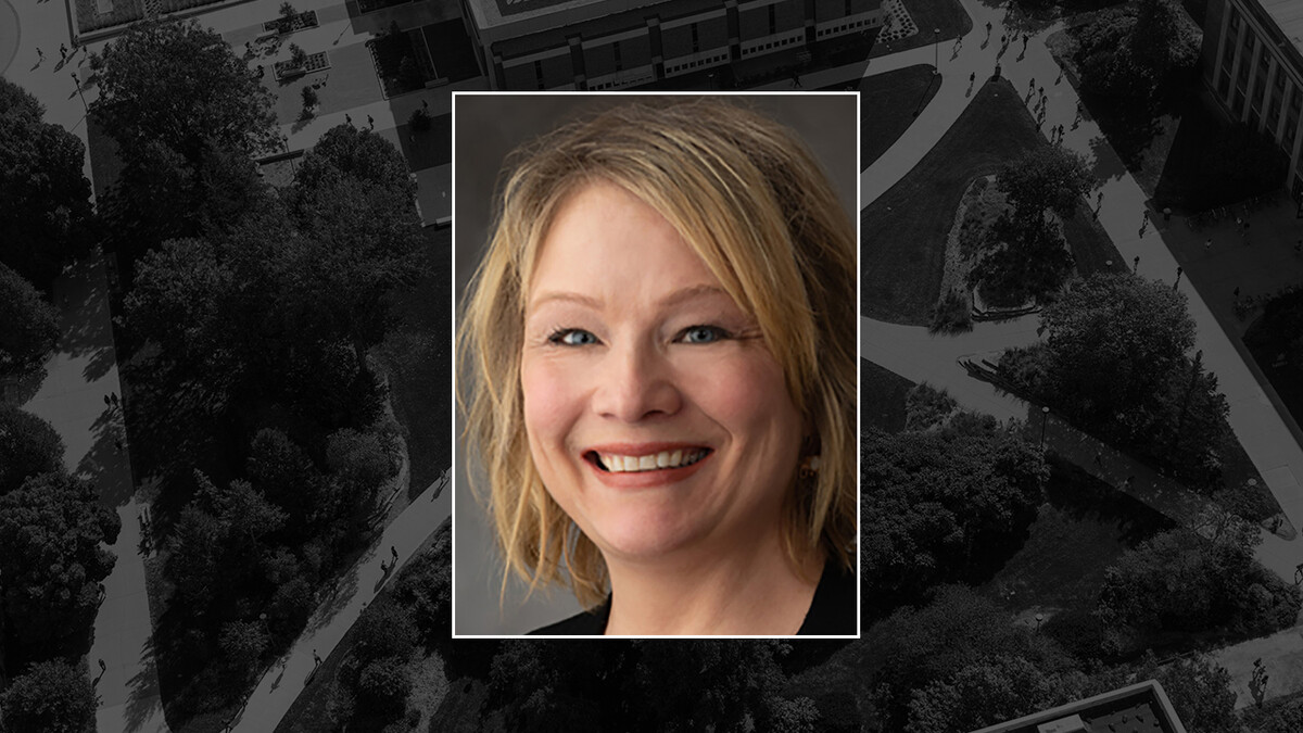 Headshot of Nancy Lewandowski