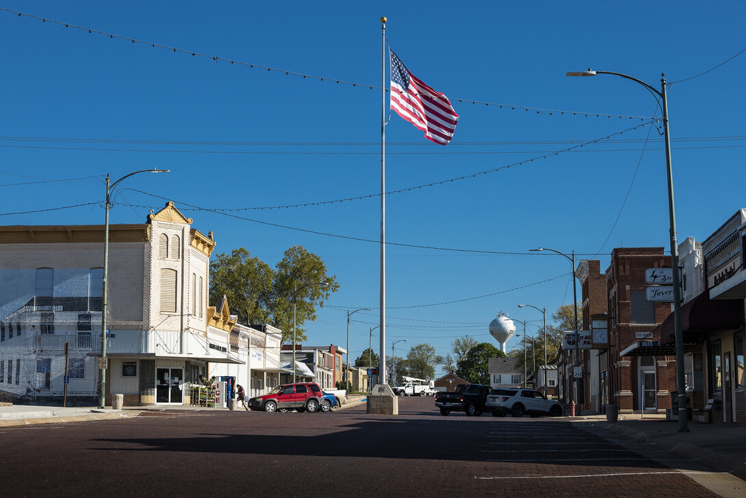 Rural Nebraskans’ optimism about the future is slightly down compared to last year, and their metropolitan counterparts are more optimistic about both their current situation and the future, according to the 2021 Nebraska Rural and Metro Polls.