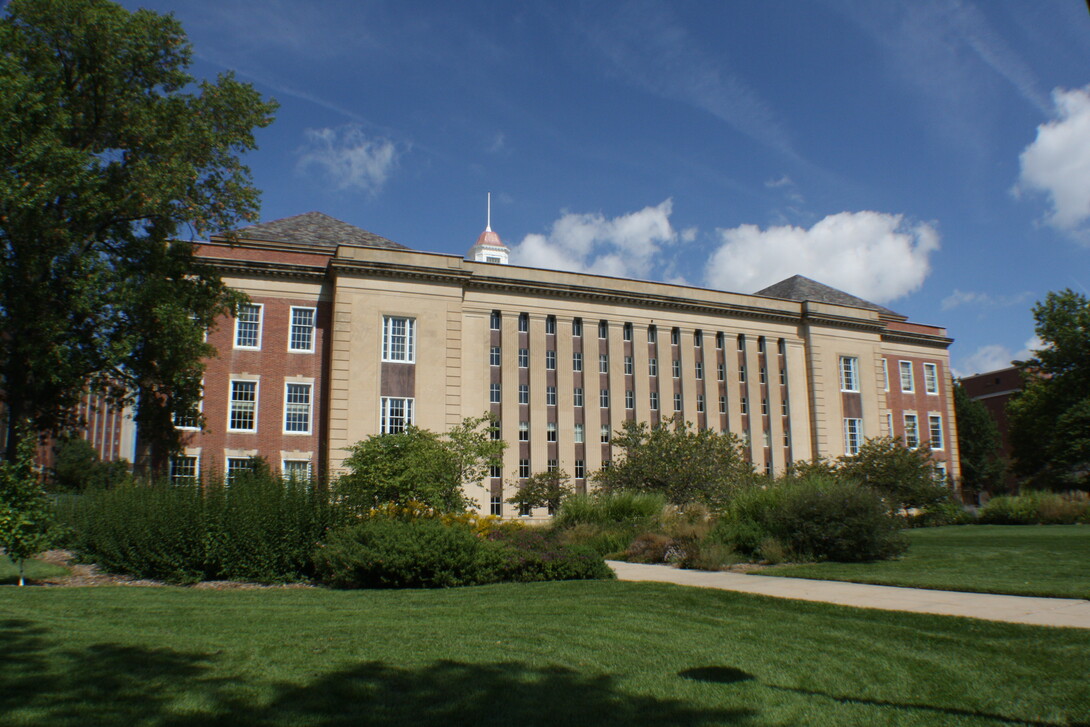 The UNL Libraries is launching a workshop series: Building Research Confidence in the Humanities